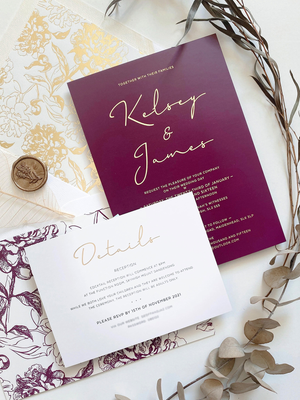 
                  
                    Load image into Gallery viewer, Floral Sketch in Burgundy Wedding Invitation
                  
                